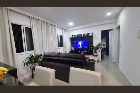 Sala de TV de apartamento à venda com 1 quarto, 42m² em Vila Galvão, Guarulhos