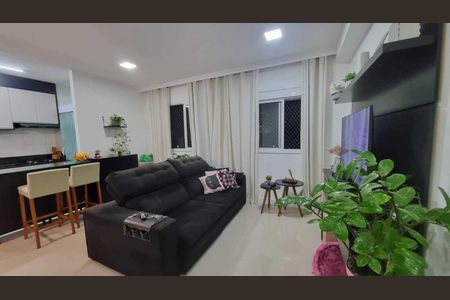 Sala de TV de apartamento à venda com 1 quarto, 42m² em Vila Galvão, Guarulhos