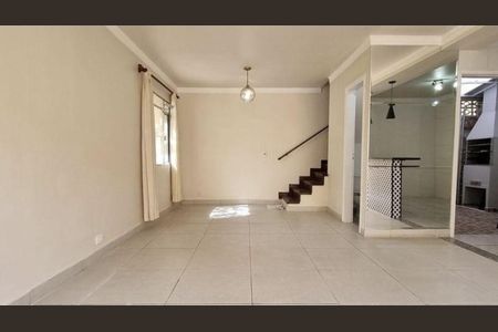 Sala de casa de condomínio à venda com 3 quartos, 90m² em Cursino, São Paulo