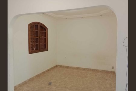 Casa para alugar com 3 quartos, 85m² em Flamengo (Justinópolis), Ribeirão das Neves