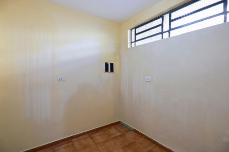 Suíte de casa à venda com 3 quartos, 132m² em Vila Dionisia, São Paulo