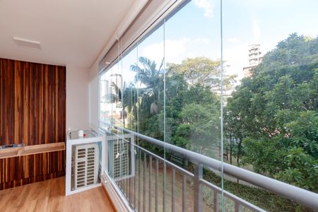 Varanda de apartamento à venda com 2 quartos, 84m² em Alto da Boa Vista, São Paulo