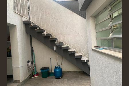 Casa à venda com 3 quartos, 165m² em Jardim Aeroporto, São Paulo