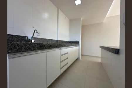 Apartamento à venda com 2 quartos, 86m² em Morro do Confisco, Contagem