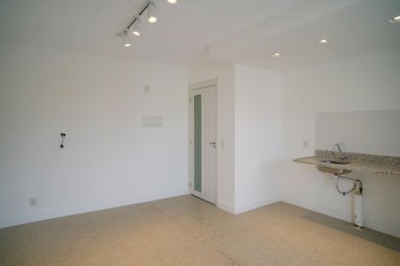 Sala de apartamento à venda com 2 quartos, 46m² em São Lourenço, Niterói