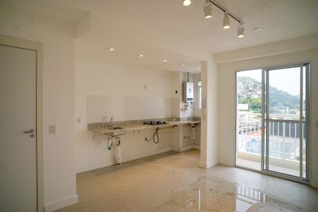 Sala de apartamento à venda com 2 quartos, 46m² em São Lourenço, Niterói