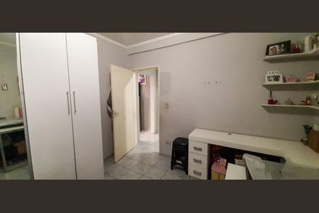 Quarto de casa à venda com 2 quartos, 125m² em Santo Antônio, Osasco