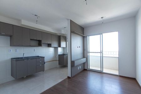 Sala de apartamento para alugar com 2 quartos, 50m² em Aparecidinha, Sorocaba