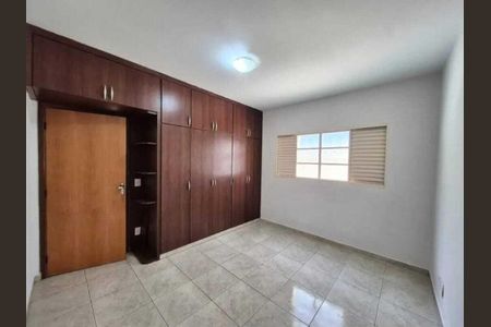 Casa para alugar com 2 quartos, 73m² em Araguaia, Belo Horizonte