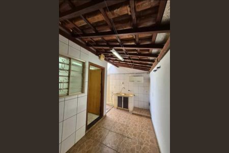 Casa para alugar com 2 quartos, 73m² em Araguaia, Belo Horizonte