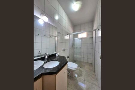 Casa para alugar com 2 quartos, 73m² em Araguaia, Belo Horizonte