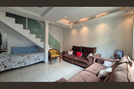 Sala de casa à venda com 3 quartos, 286m² em Jardim Stetel, Santo André