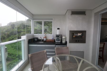 Varanda de apartamento para alugar com 3 quartos, 110m² em Jardim Tejereba, Guarujá