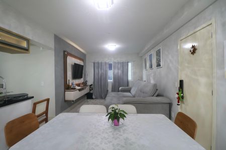 Sala de apartamento para alugar com 3 quartos, 110m² em Jardim Tejereba, Guarujá