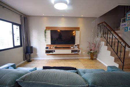 Sala de casa para alugar com 4 quartos, 237m² em Penha de França, São Paulo