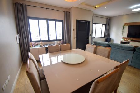 Sala de Jantar de casa para alugar com 4 quartos, 237m² em Penha de França, São Paulo