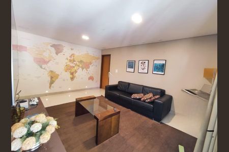 Casa à venda com 4 quartos, 600m² em Buritis, Belo Horizonte