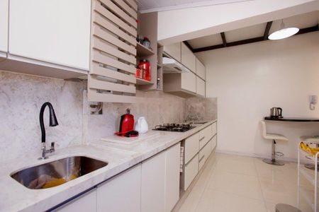 Cozinha de casa de condomínio para alugar com 3 quartos, 200m² em Cristal, Porto Alegre
