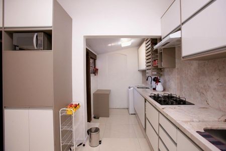 Cozinha de casa de condomínio para alugar com 3 quartos, 200m² em Cristal, Porto Alegre