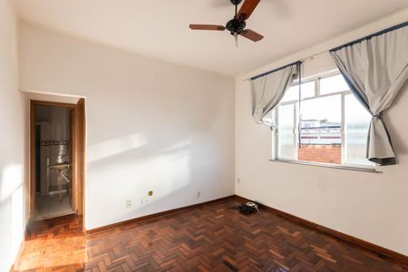 Sala de apartamento à venda com 2 quartos, 65m² em Benfica, Rio de Janeiro