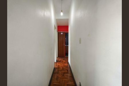Corredor de apartamento para alugar com 2 quartos, 73m² em Riachuelo, Rio de Janeiro