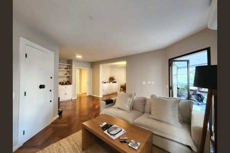 Sala de apartamento à venda com 2 quartos, 150m² em Jardim Europa, São Paulo