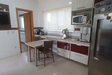 Casa à venda com 3 quartos, 345m² em Swiss Park, Campinas