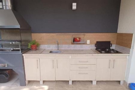 Casa à venda com 3 quartos, 345m² em Swiss Park, Campinas