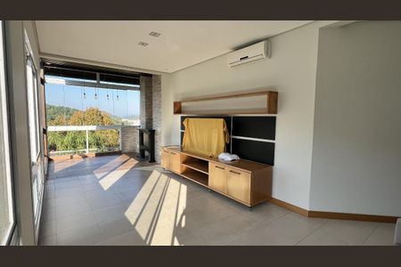 Sala de apartamento para alugar com 3 quartos, 120m² em Jurerê Leste, Florianópolis