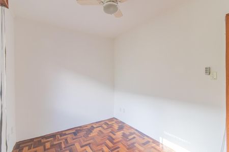 Quarto 1 de apartamento à venda com 2 quartos, 55m² em Cristal, Porto Alegre