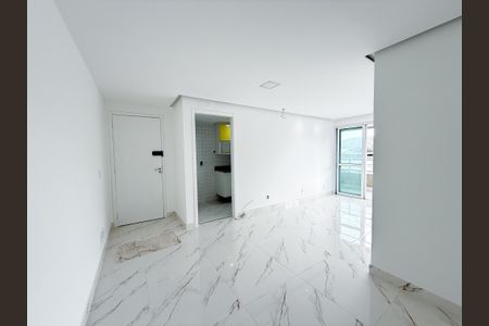 Sala de apartamento para alugar com 2 quartos, 67m² em Penha, Rio de Janeiro