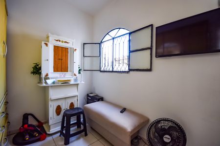 Quarto de kitnet/studio à venda com 1 quarto, 40m² em Pilares, Rio de Janeiro