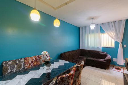 Sala de casa de condomínio à venda com 2 quartos, 62m² em Parada Xv de Novembro, São Paulo