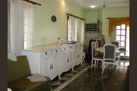 Casa à venda com 2 quartos, 180m² em Vila Isolina Mazzei, São Paulo