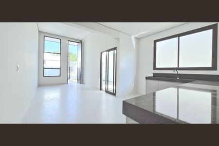 Sala de casa à venda com 3 quartos, 100m² em Vila Rica, Lagoa Santa