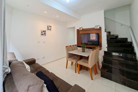 Sala de casa de condomínio à venda com 2 quartos, 60m² em Canto do Forte, Praia Grande