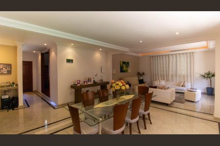 Sala de casa de condomínio à venda com 4 quartos, 100m² em Badu, Niterói