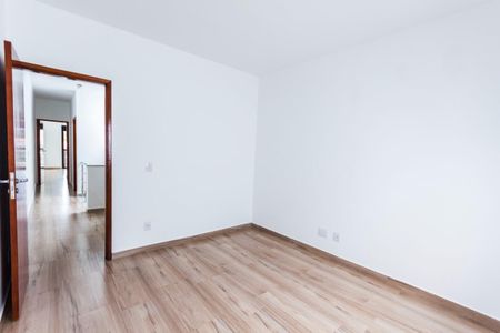 Casa à venda com 3 quartos, 110m² em Jardim Avelino, São Paulo