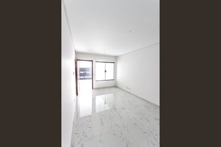 Casa à venda com 3 quartos, 110m² em Jardim Avelino, São Paulo