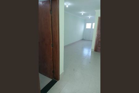 Casa à venda com 3 quartos, 188m² em Parque Industriario, Santo André