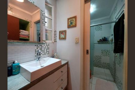 Banheiro de casa para alugar com 4 quartos, 280m² em Camaquã, Porto Alegre