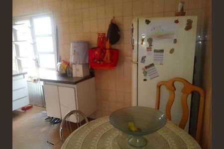 Casa à venda com 3 quartos, 101m² em Conjunto Residencial Nova Roma, São Bernardo do Campo