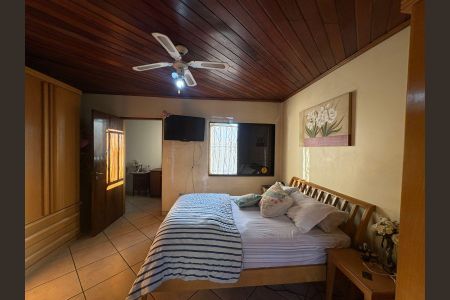 Casa à venda com 4 quartos, 370m² em Vila Mussoline, São Bernardo do Campo