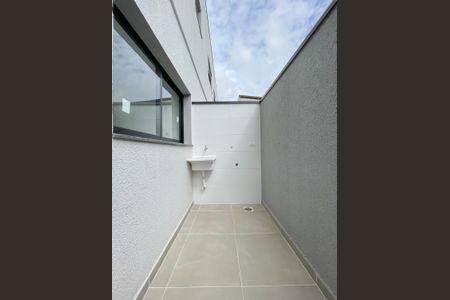 Varanda Gourmet de casa de condomínio à venda com 2 quartos, 68m² em Vila Osasco, Osasco