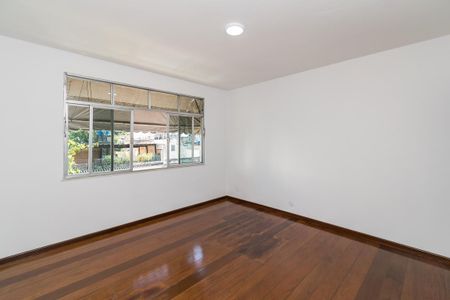 Sala de apartamento para alugar com 2 quartos, 160m² em Penha, Rio de Janeiro