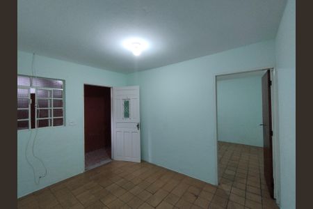 Sala de casa para alugar com 1 quarto, 40m² em Parque Bristol, São Paulo