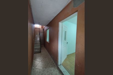 Entrada de casa para alugar com 1 quarto, 40m² em Parque Bristol, São Paulo