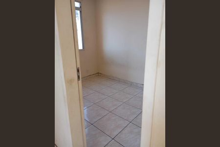 Apartamento à venda com 3 quartos, 49m² em Fonte Grande, Contagem