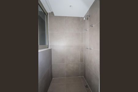 Banheiro de kitnet/studio à venda com 1 quarto, 58m² em Jardins, São Paulo