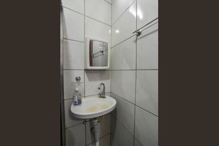 Banheiro de apartamento à venda com 2 quartos, 47m² em Vila Suíça, Santo André